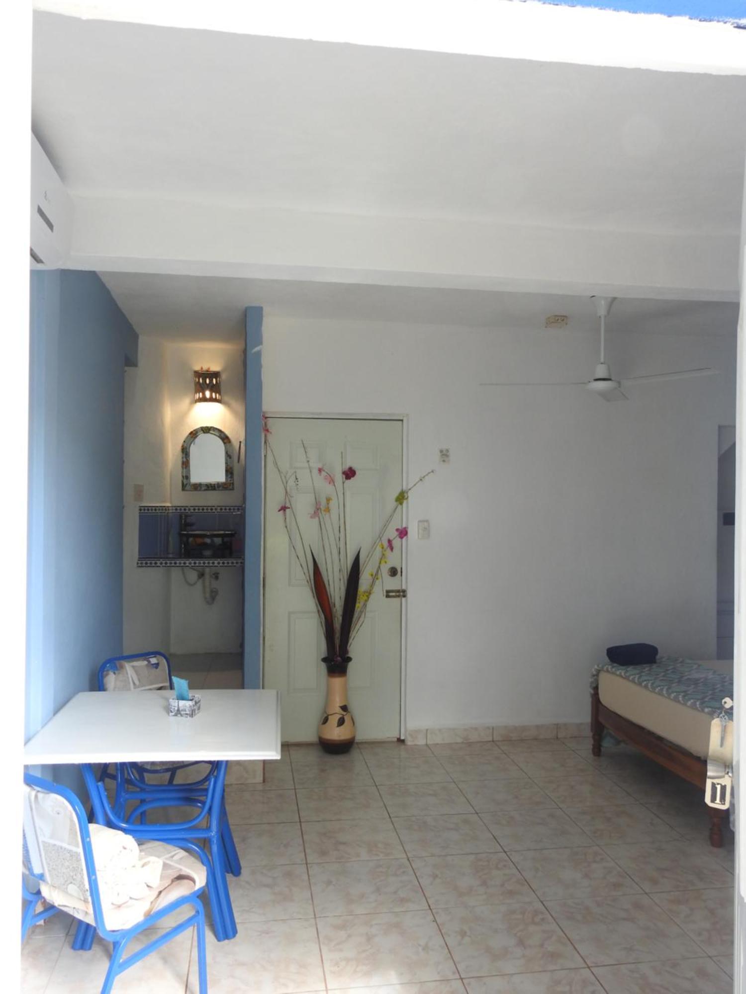 Guest house Palapas De *