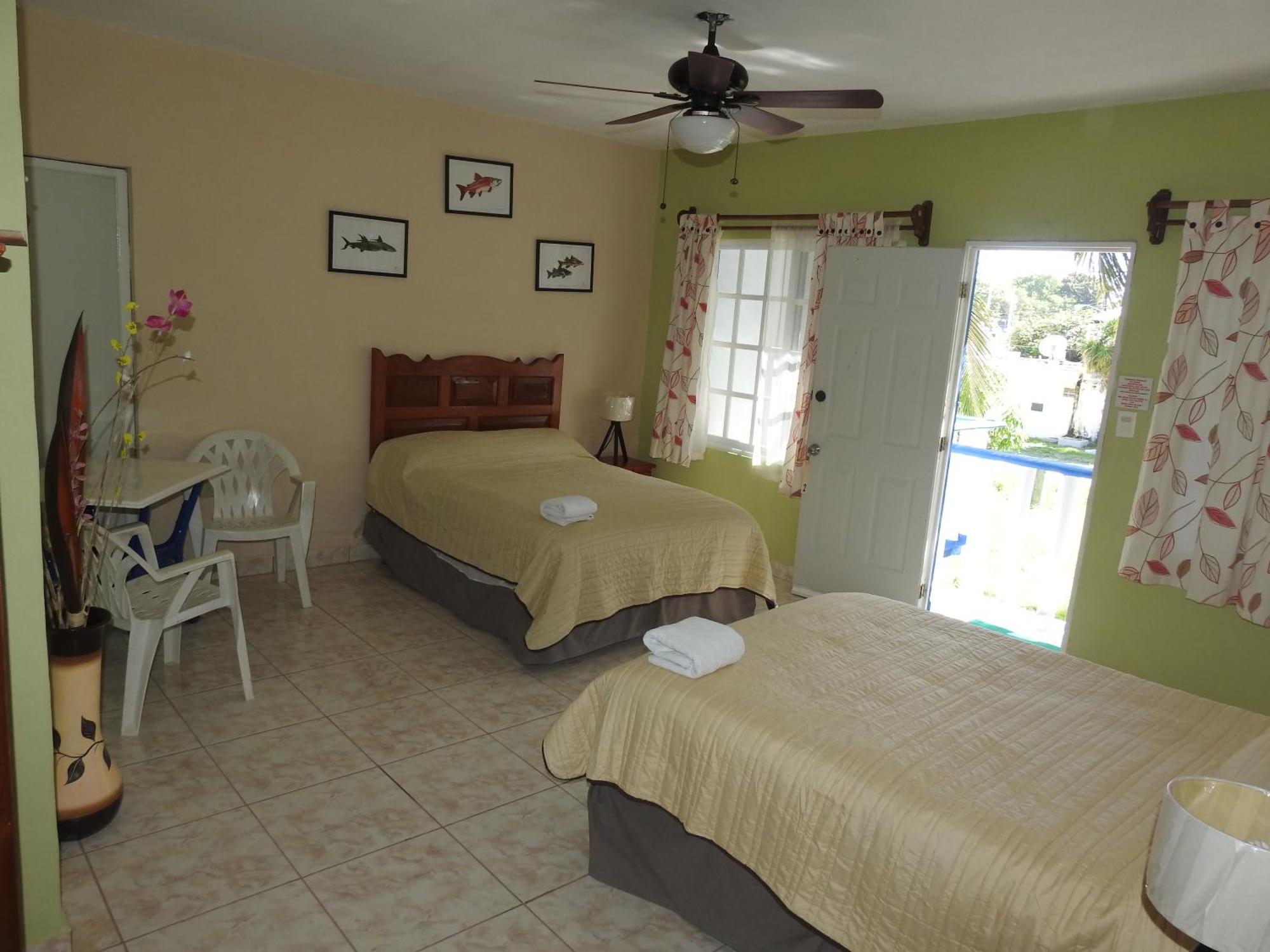 Guest house Palapas De *